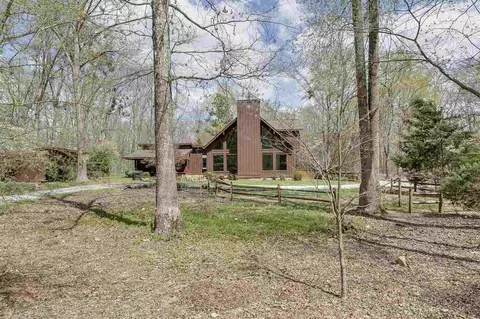 5310 Skyline Dr, Durham, NC 27712 photo 2