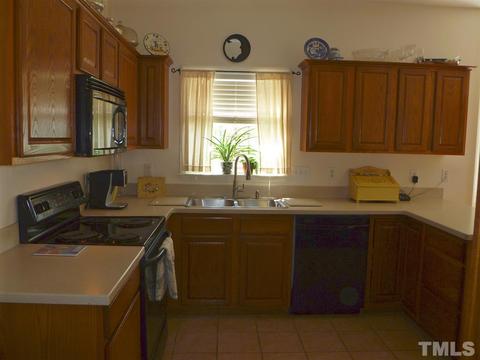 107 Latta Cir, Durham, NC 27712 photo 4