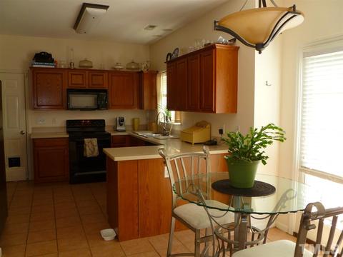 107 Latta Cir, Durham, NC 27712 photo 3