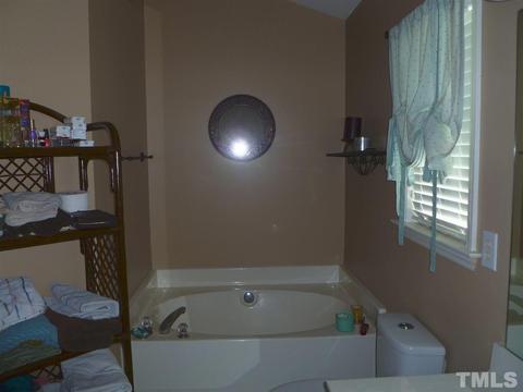 107 Latta Cir, Durham, NC 27712 photo 13