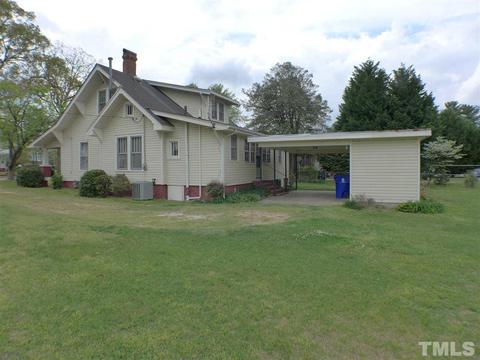 504 W Parrish Dr, Benson, NC 27504 photo 9