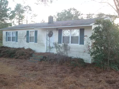 39 Friendship Ln, Erwin, NC 28339 photo 1