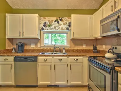 121 Carmel Woods Ct, Wake Forest, NC 27587 photo 8