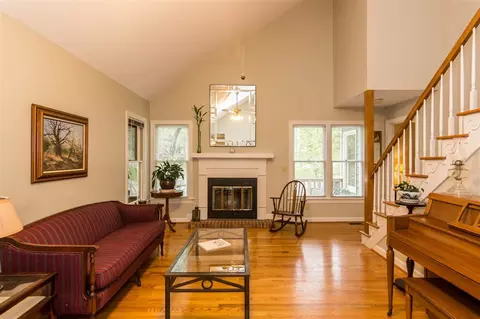 7 Fox Chase Ln, Durham, NC 27713 photo 10
