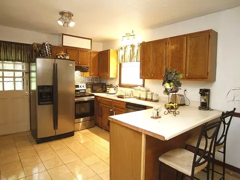 504 Maple Ln, Raleigh, NC 27603 photo 8