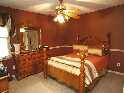 504 Maple Ln, Raleigh, NC 27603 photo 9