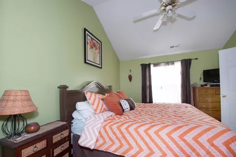 40 Gray Ghost St, Benson, NC 27504 photo 12