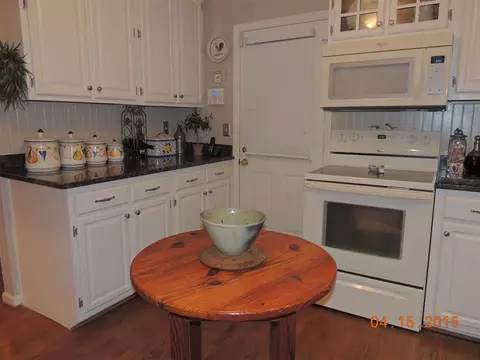 845 Inglenook Rd, Durham, NC 27707 photo 6