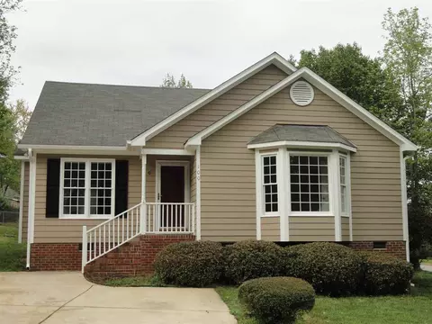 100 Parkhaven Ln, Garner, NC 27529 photo 1