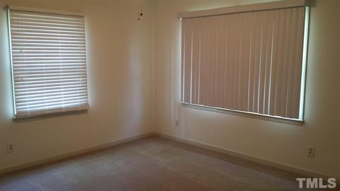 613 Lindley Dr, Durham, NC 27703 photo 13
