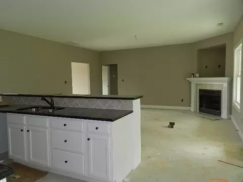 129 Kasdon Dr, Garner, NC 27529 photo 9