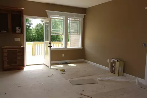 569 Shade Tree Rd, Benson, NC 27504 photo 10