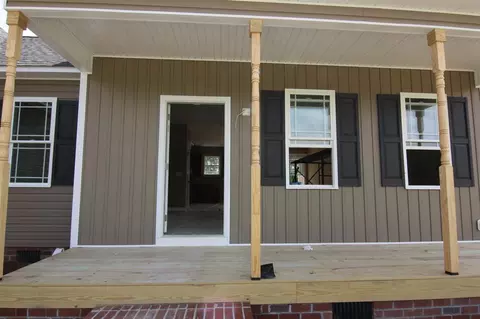 569 Shade Tree Rd, Benson, NC 27504 photo 4