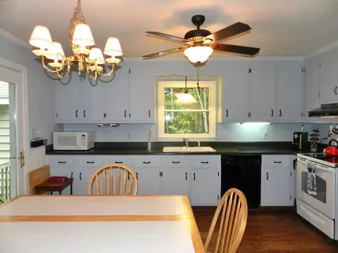 5714 Williamsburg Way, Durham, NC 27713 photo 10