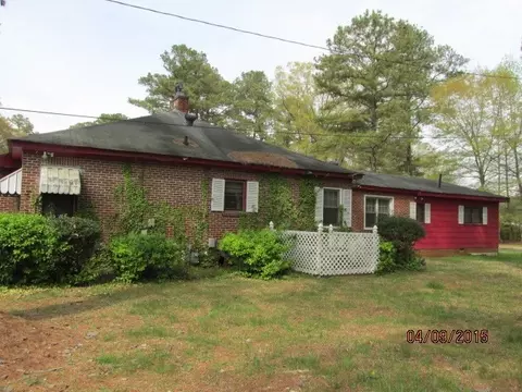 304 Pine, Smithfield, NC 27577 photo 4