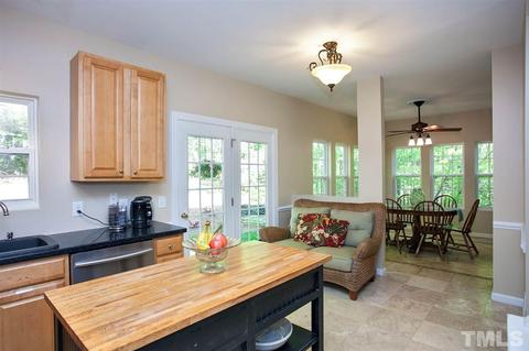 2011 Chedington Dr, Apex, NC 27502 photo 3