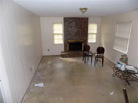 639 Rippling Stream Rd, Durham, NC 27704 photo 4