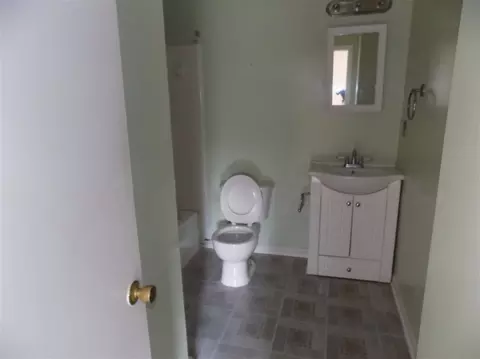 639 Rippling Stream Rd, Durham, NC 27704 photo 9