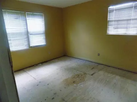 639 Rippling Stream Rd, Durham, NC 27704 photo 8