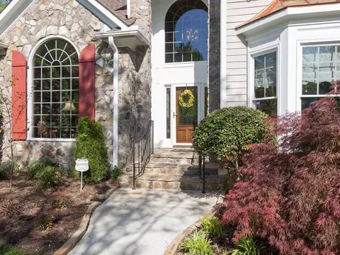 205 Benedetti Ct, Cary, NC 27513 photo 2