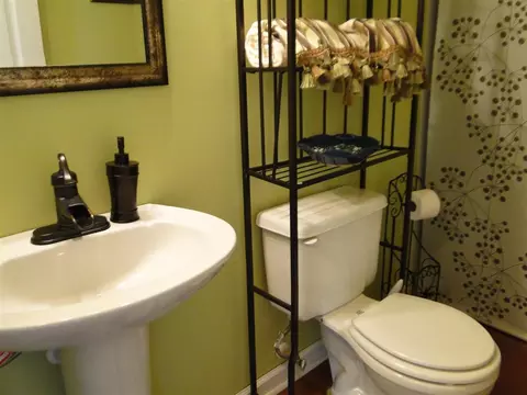 403 Greystone Dr, Durham, NC 27705 photo 8