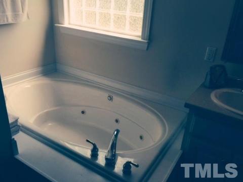 15 Edgewater Dr, Smithfield, NC 27577 photo 9