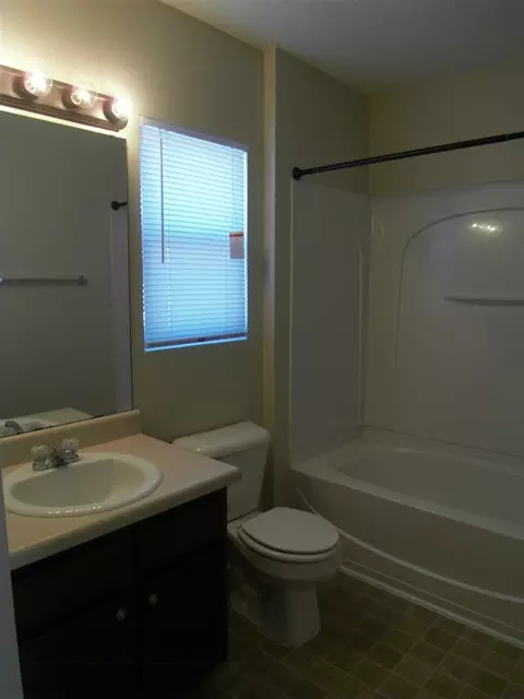 17 Olivene Dr, Durham, NC 27703 photo 14