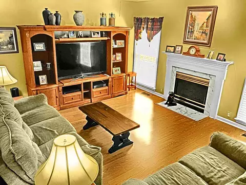 201 Selsey Dr, Wake Forest, NC 27587 photo 3