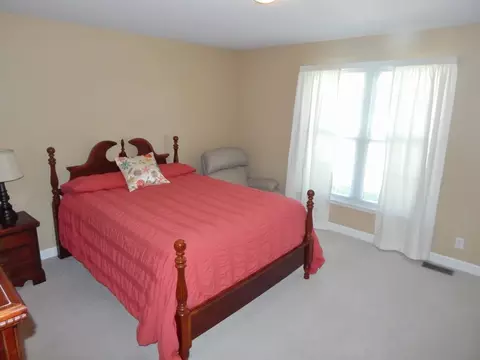 810 Ricon Pl, Durham, NC 27703 photo 9