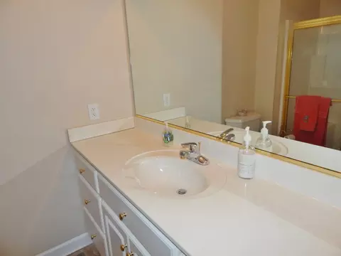 810 Ricon Pl, Durham, NC 27703 photo 10