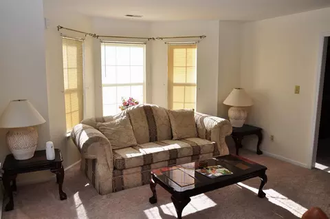 207 Long Crescent Dr, Durham, NC 27712 photo 4