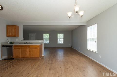 6 Slate Ct, Durham, NC 27703 photo 10