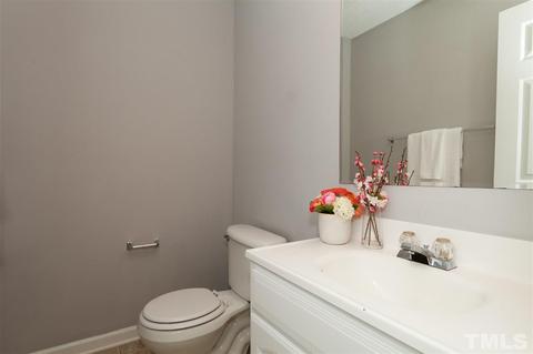 6 Slate Ct, Durham, NC 27703 photo 9