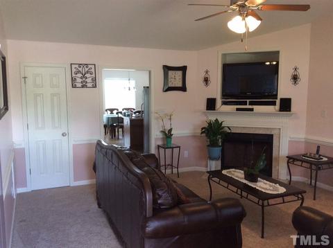 34 Peach Ct, Smithfield, NC 27577 photo 3