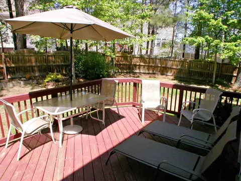2506 Oleander Dr, Durham, NC 27703 photo 22