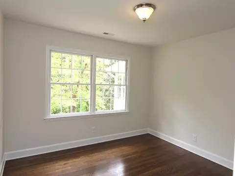 4910 Morehead Dr, Raleigh, NC 27612 photo 17