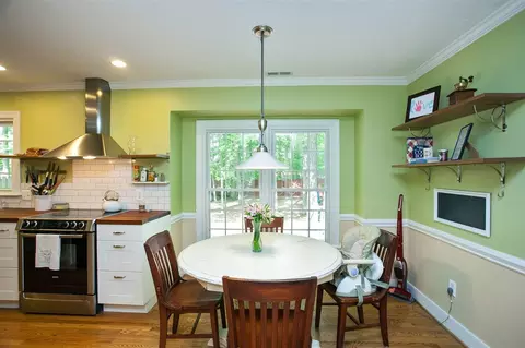 100 Cavendish Dr, Cary, NC 27513 photo 8