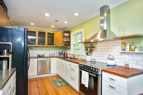 100 Cavendish Dr, Cary, NC 27513 photo 6