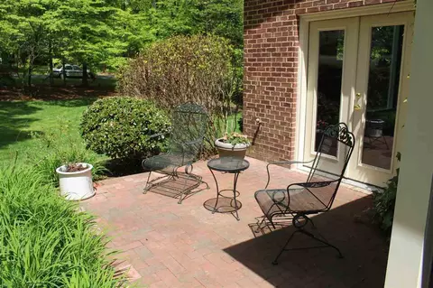 9 Winthrop Ct, Durham, NC 27707 photo 20