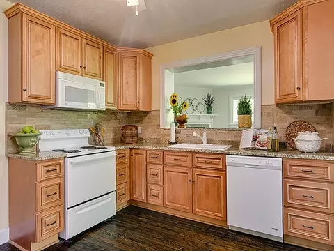 2112 Summit St, Durham, NC 27707 photo 13