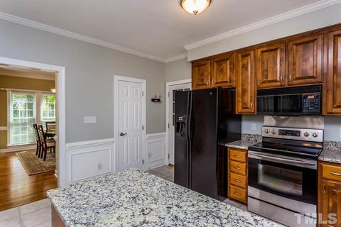 6128 Wolverhampton Dr, Raleigh, NC 27603 photo 9