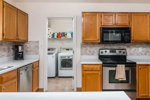 1000 Oakwater Dr, Garner, NC 27529 photo 8
