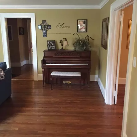 528 S Fourth St, Smithfield, NC 27577 photo 4
