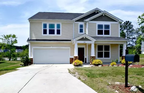 1203 Whispering Oak Ln, Durham, NC 27704 photo 1