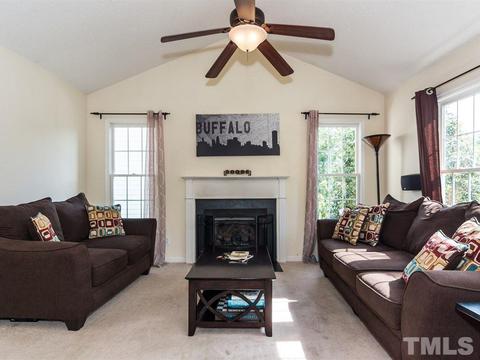 101 Maple Hill Dr, Cary, NC 27519 photo 4