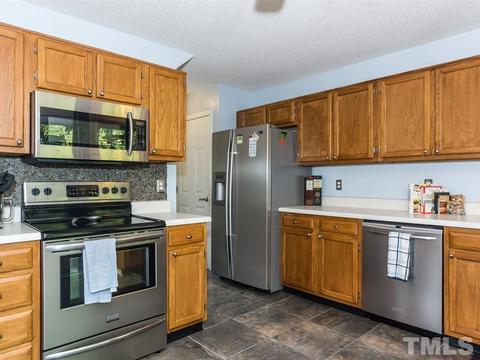 101 Maple Hill Dr, Cary, NC 27519 photo 9