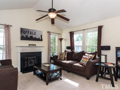 101 Maple Hill Dr, Cary, NC 27519 photo 3