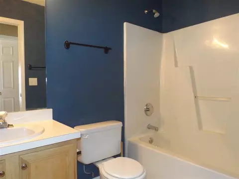 526 Crossview Ln, Durham, NC 27703 photo 14