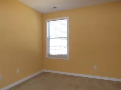 526 Crossview Ln, Durham, NC 27703 photo 13