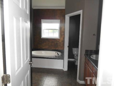 212 Jp Dr, Smithfield, NC 27577 photo 12
